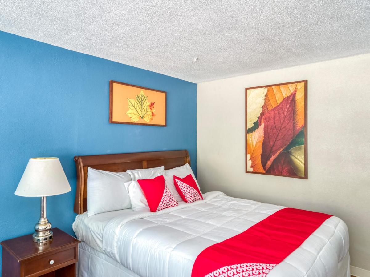 Oyo Hotel Battleboro מראה חיצוני תמונה