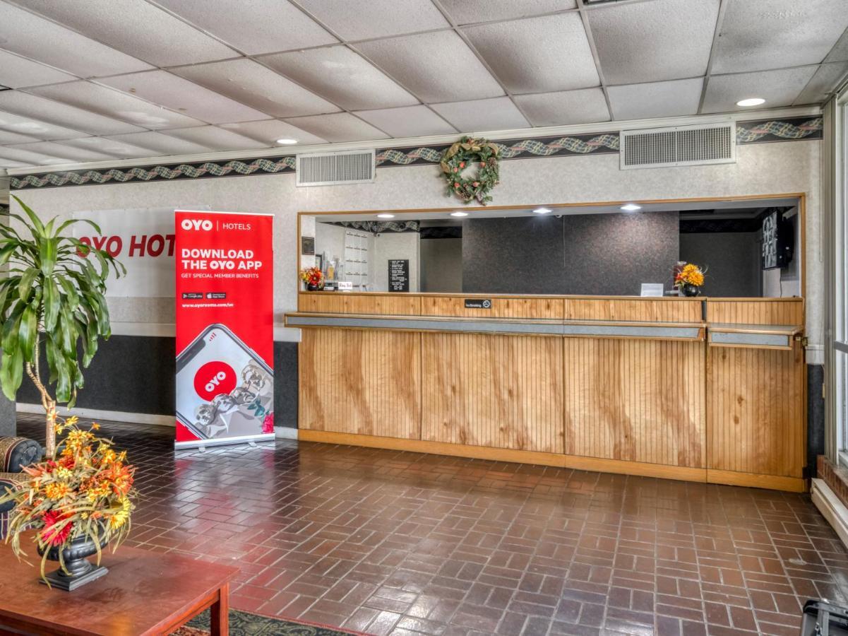 Oyo Hotel Battleboro מראה חיצוני תמונה