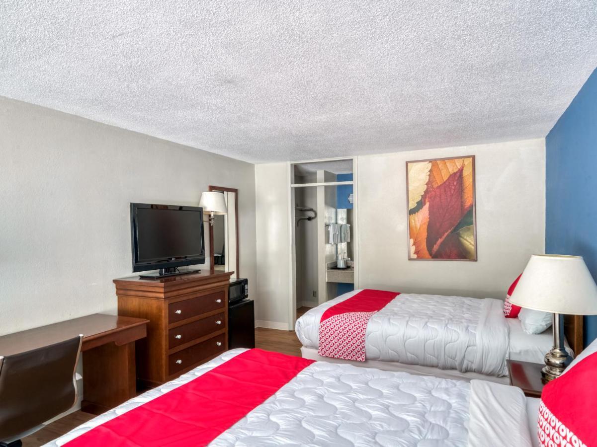Oyo Hotel Battleboro מראה חיצוני תמונה